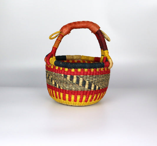 Mini panier rond Bolga rouge, jaune, noir et marron naturel