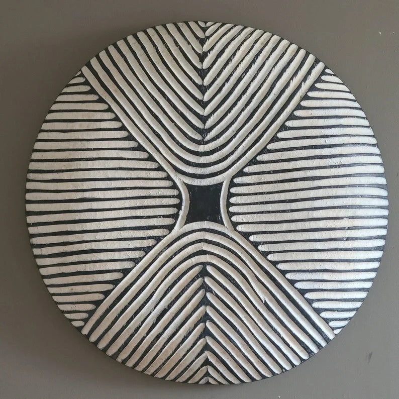 Wooden shield round